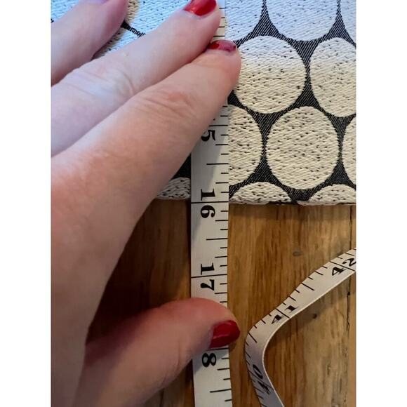 NWT J.Crew Honeycomb Polka Dot Mini Skirt Pencil White Black Women's 2 Holiday - Picture 6 of 9